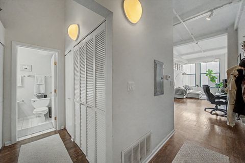 Tiny photo for 633 S Plymouth Court #1105, Chicago, IL 60605 (MLS # 12624233)