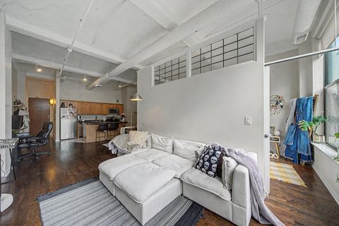 Tiny photo for 633 S Plymouth Court #1105, Chicago, IL 60605 (MLS # 12624233)