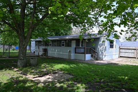 Tiny photo for 406 Park Street, Kappa, IL 61738 (MLS # 12634723)