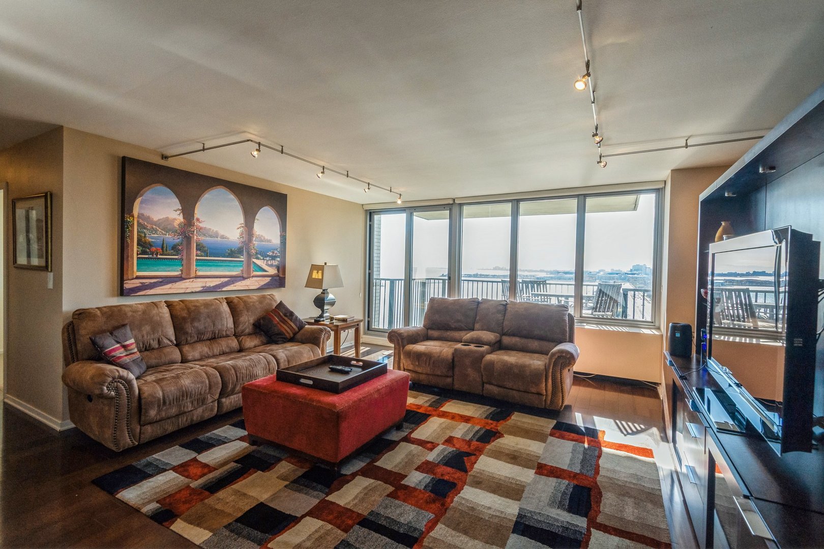 400 E RANDOLPH Street 2019