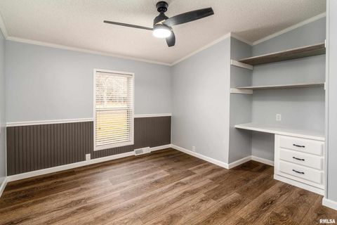 Tiny photo for 14574 EASTLAND Road, Marion, IL 62959 (MLS # EB460449)