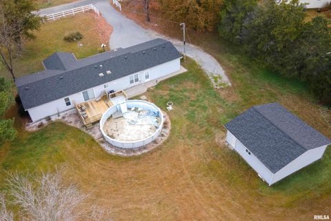 Tiny photo for 14574 EASTLAND Road, Marion, IL 62959 (MLS # EB460449)