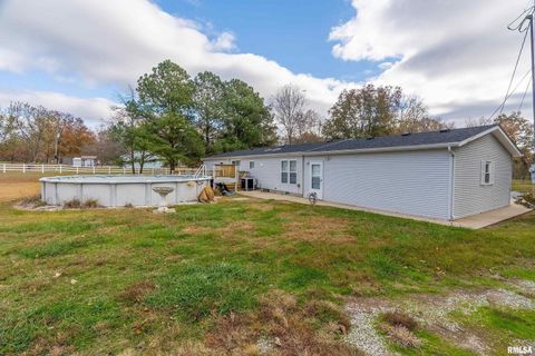 Tiny photo for 14574 EASTLAND Road, Marion, IL 62959 (MLS # EB460449)