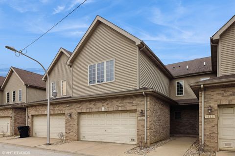 Photo of 1541 W Asher Street, Chicago, IL 60643 (MLS # 12430096)