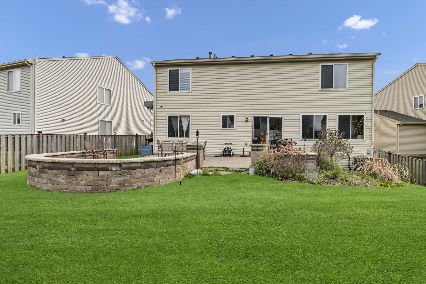 422 Westport Drive