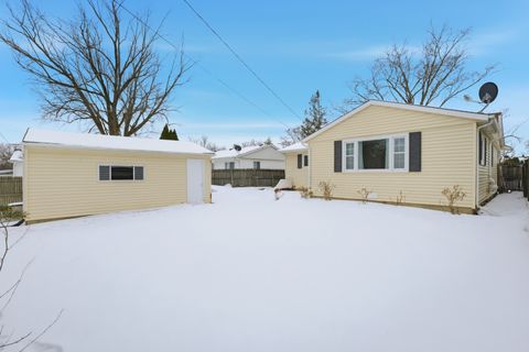Tiny photo for 353 E Norman Lane, Wheeling, IL 60090 (MLS # 12567520)