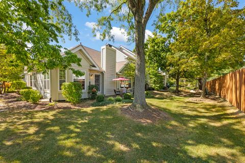 Tiny photo for 602 Glenwood Lane, Lombard, IL 60148 (MLS # 12476408)