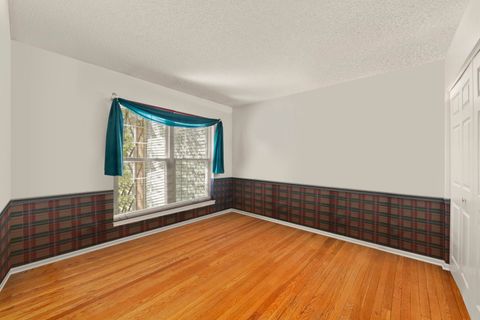 Tiny photo for 602 Glenwood Lane, Lombard, IL 60148 (MLS # 12476408)