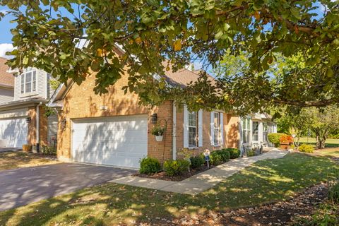 Tiny photo for 602 Glenwood Lane, Lombard, IL 60148 (MLS # 12476408)