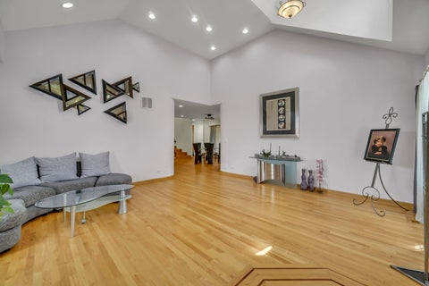 Tiny photo for 1704 MARGUERITE Street, Park Ridge, IL 60068 (MLS # 12751312)