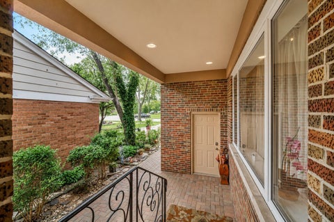 Tiny photo for 1704 MARGUERITE Street, Park Ridge, IL 60068 (MLS # 12751312)