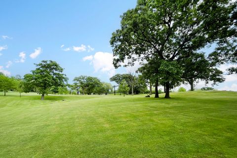 Tiny photo for 6814 Joliet Road #9, Indian Head Park, IL 60525 (MLS # 12459054)