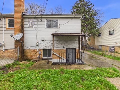 Tiny photo for 945 W 115th Place, Chicago, IL 60643 (MLS # 12622443)