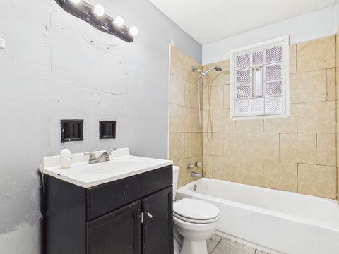 Tiny photo for 945 W 115th Place, Chicago, IL 60643 (MLS # 12622443)
