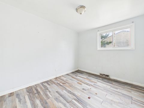 Tiny photo for 945 W 115th Place, Chicago, IL 60643 (MLS # 12622443)
