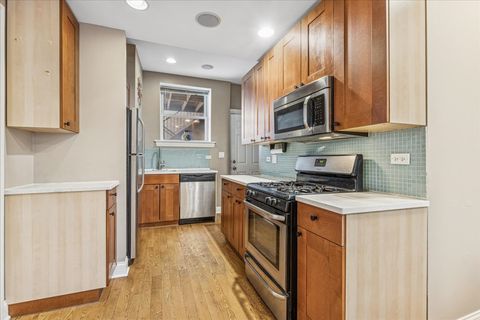 Tiny photo for 6146 N Ravenswood Avenue #2, Chicago, IL 60660 (MLS # 12557873)