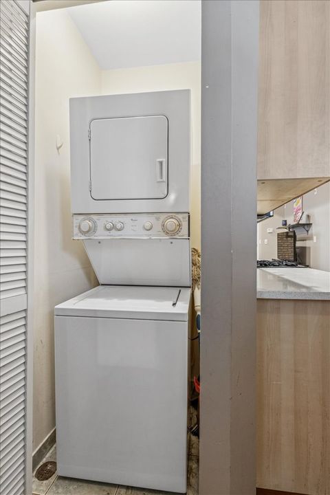 Tiny photo for 6146 N Ravenswood Avenue #2, Chicago, IL 60660 (MLS # 12557873)