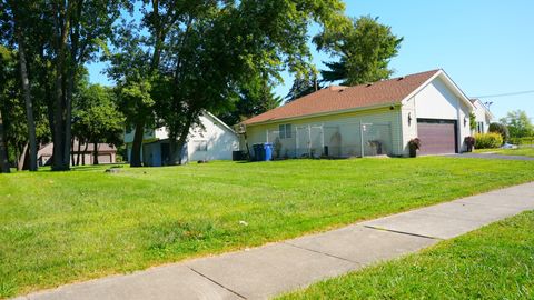 Tiny photo for 4200 Washington Avenue, Matteson, IL 60443 (MLS # 12469883)