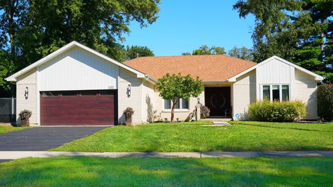 Photo of 4200 Washington Avenue, Matteson, IL 60443 (MLS # 12469883)