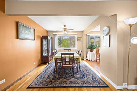 Tiny photo for 1913 E SEMINOLE Lane, Mount Prospect, IL 60056 (MLS # 12667918)
