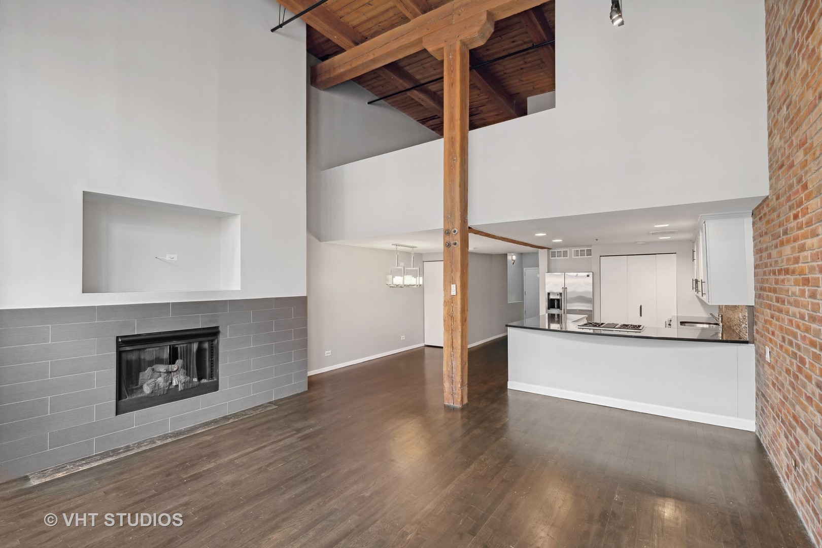 1000 W Washington Boulevard 430