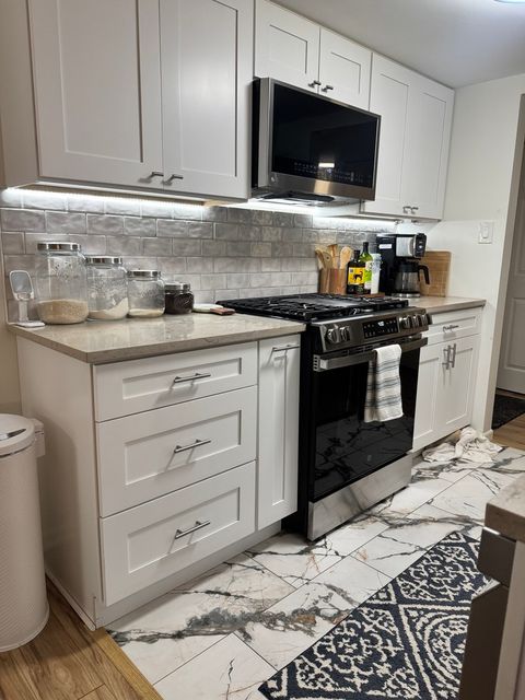 Tiny photo for 8200 Woodglen Lane #107, Downers Grove, IL 60516 (MLS # 12570152)