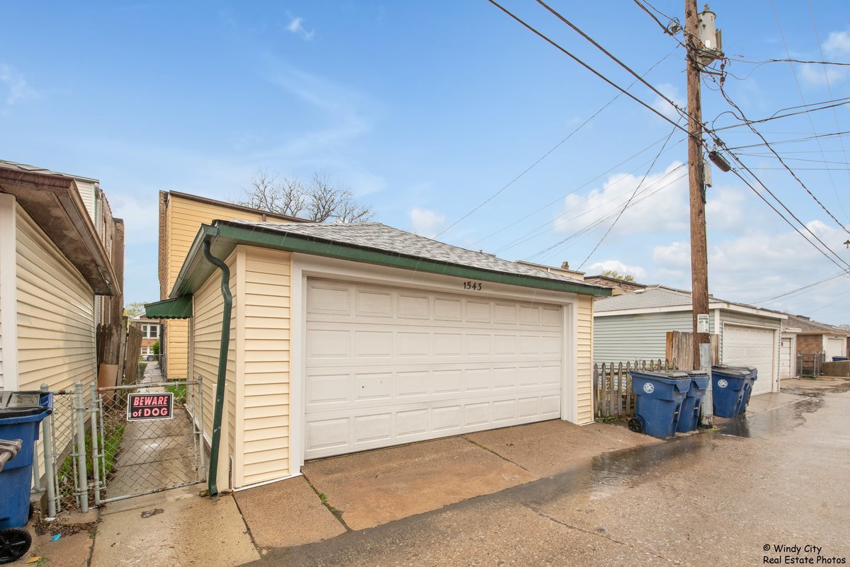 1543 S 60th Court