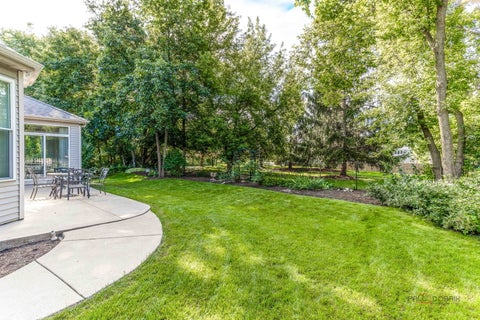 Tiny photo for 306 Greenview Lane, Lake Villa, IL 60046 (MLS # 12726690)