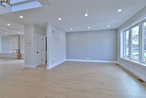 Tiny photo for 7509 N Oleander Avenue, Chicago, IL 60631 (MLS # 12604724)