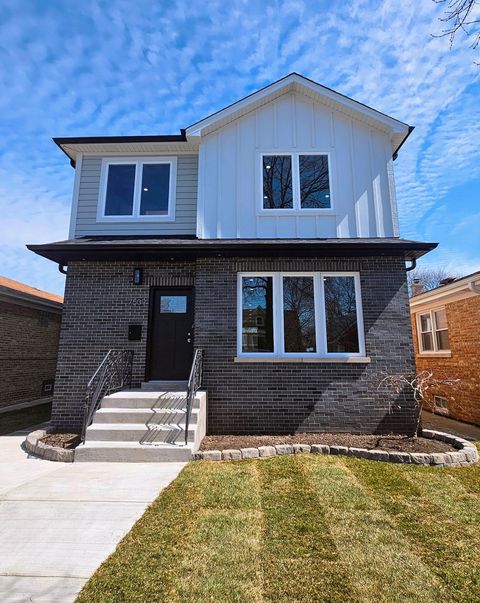 Tiny photo for 7509 N Oleander Avenue, Chicago, IL 60631 (MLS # 12604724)