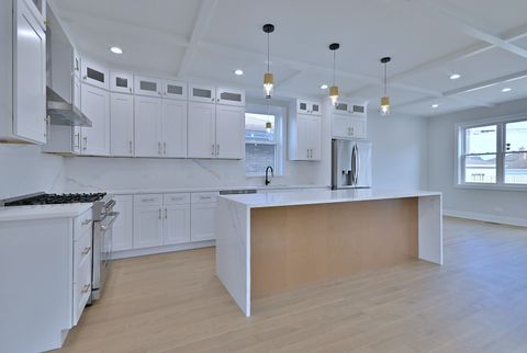 Tiny photo for 7509 N Oleander Avenue, Chicago, IL 60631 (MLS # 12604724)