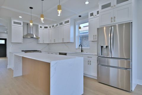 Tiny photo for 7509 N Oleander Avenue, Chicago, IL 60631 (MLS # 12604724)