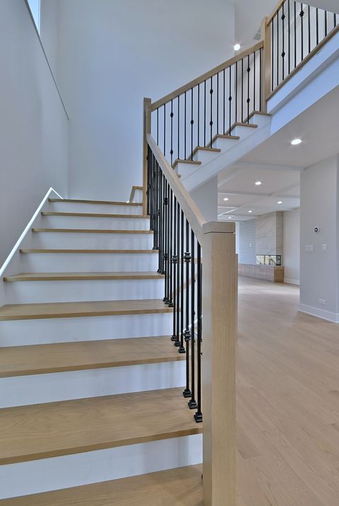 Tiny photo for 7509 N Oleander Avenue, Chicago, IL 60631 (MLS # 12604724)