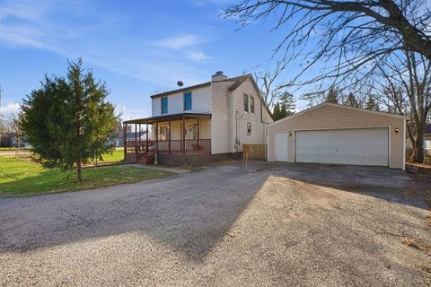 Photo of 21 Argyle Avenue, Joliet, IL 60433 (MLS # 12602046)