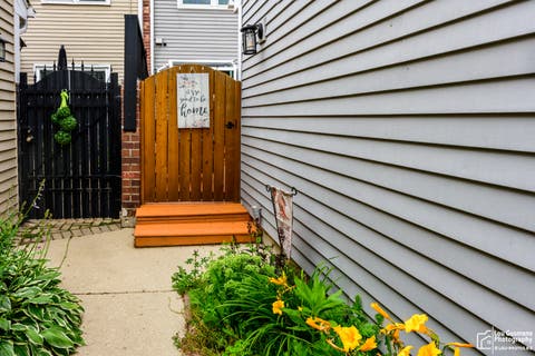 Tiny photo for 1525 WEDGEFIELD Circle, Naperville, IL 60563 (MLS # 12738020)