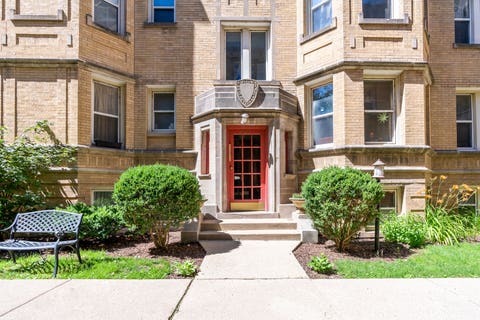 Tiny photo for 6819 N Lakewood Avenue #3E, Chicago, IL 60626 (MLS # 12681708)