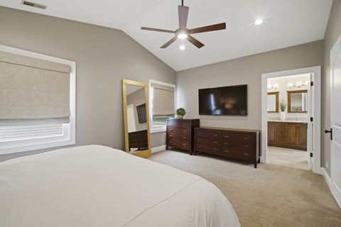 Tiny photo for 1022 Hobson Drive, Buffalo Grove, IL 60089 (MLS # 12670303)