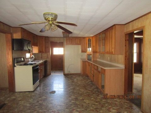 Tiny photo for 1102 Highland Street, Benton, IL 62812 (MLS # 12550594)