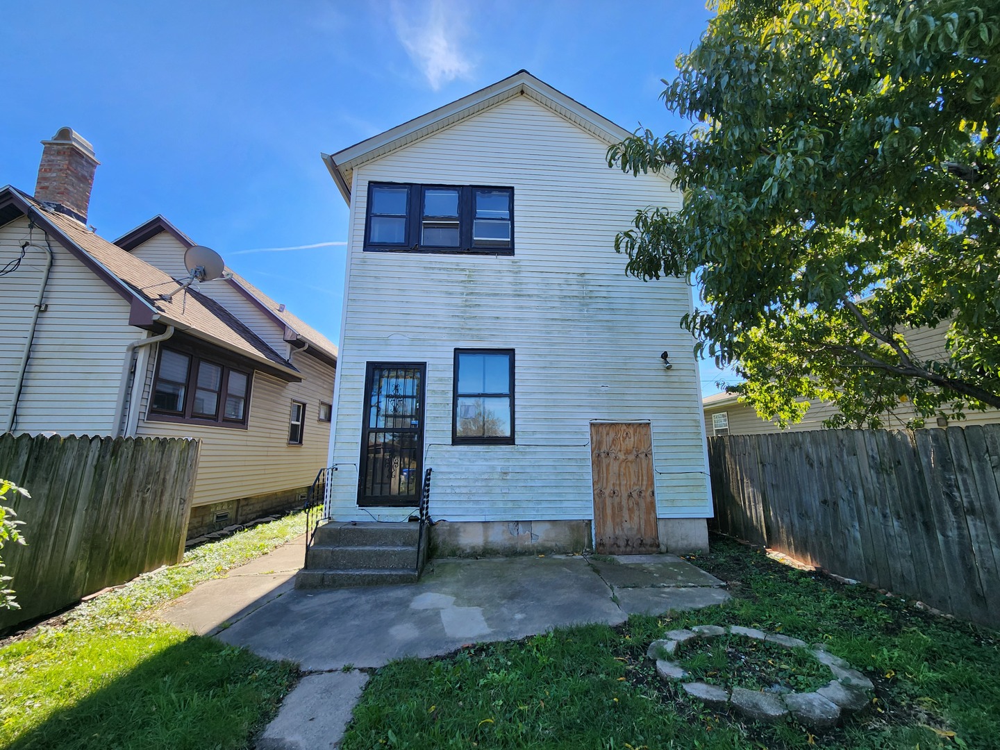 2628 Broadway Street