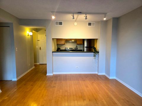 Tiny photo for 511 Aurora Avenue #108, Naperville, IL 60540 (MLS # 12517805)