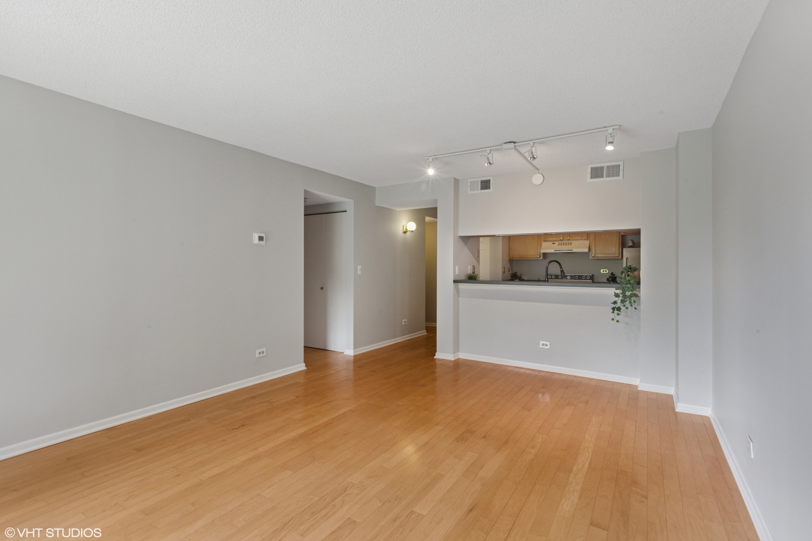 511 Aurora Avenue 108