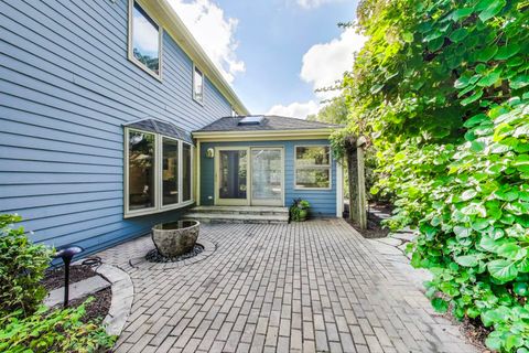 Tiny photo for 95 N Stauffer Drive, Naperville, IL 60540 (MLS # 12464229)