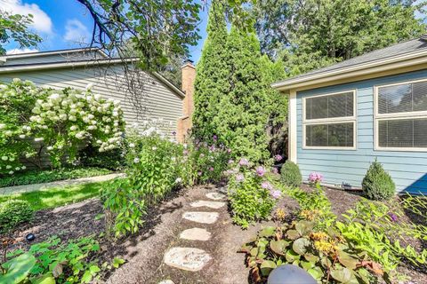 Tiny photo for 95 N Stauffer Drive, Naperville, IL 60540 (MLS # 12464229)