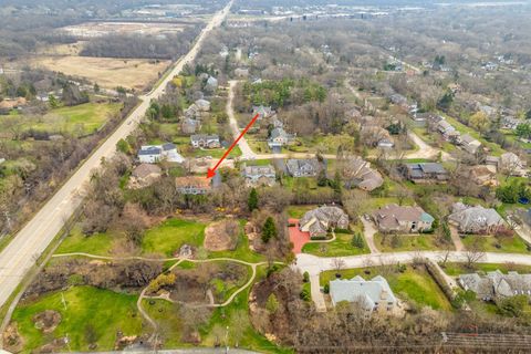 Tiny photo for 9 Devonshire Lane, Lincolnshire, IL 60069 (MLS # 12607216)