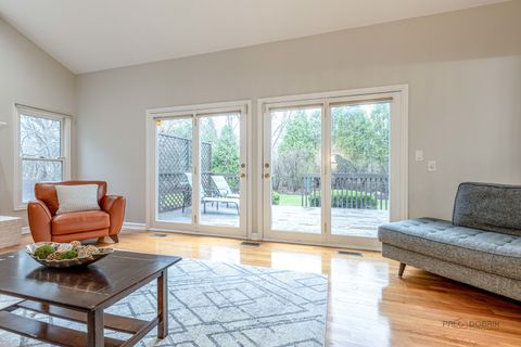 Tiny photo for 9 Devonshire Lane, Lincolnshire, IL 60069 (MLS # 12607216)