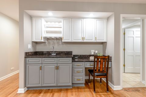 Tiny photo for 9 Devonshire Lane, Lincolnshire, IL 60069 (MLS # 12607216)