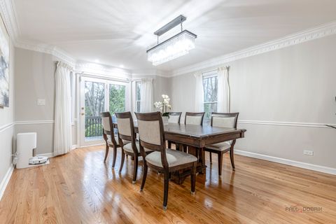 Tiny photo for 9 Devonshire Lane, Lincolnshire, IL 60069 (MLS # 12607216)