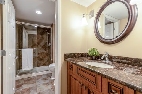 Tiny photo for 9 Devonshire Lane, Lincolnshire, IL 60069 (MLS # 12607216)