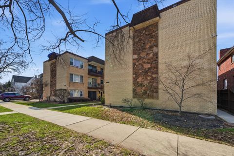 Tiny photo for 4340 N Keeler Avenue #1F, Chicago, IL 60641 (MLS # 12564222)