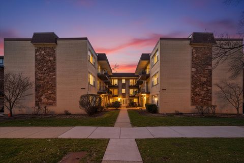 Tiny photo for 4340 N Keeler Avenue #1F, Chicago, IL 60641 (MLS # 12564222)